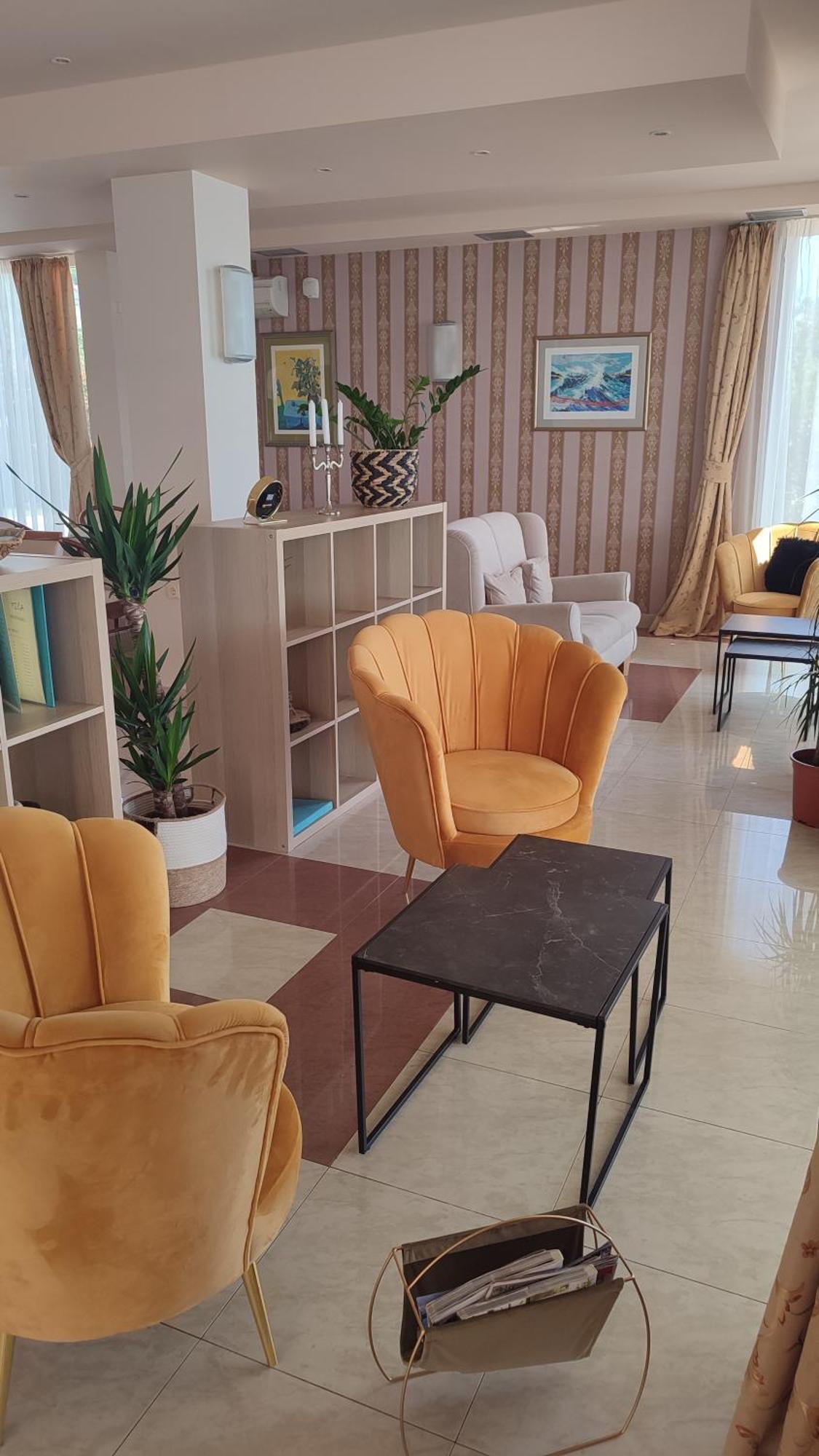 Hotel Neva Podstrana Extérieur photo