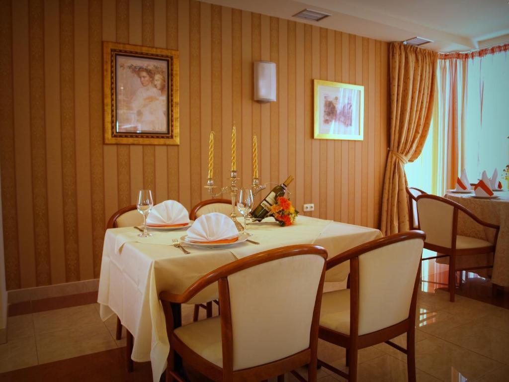 Hotel Neva Podstrana Extérieur photo